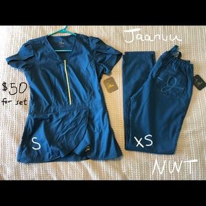 Women’s Jaanuu Scrub Set